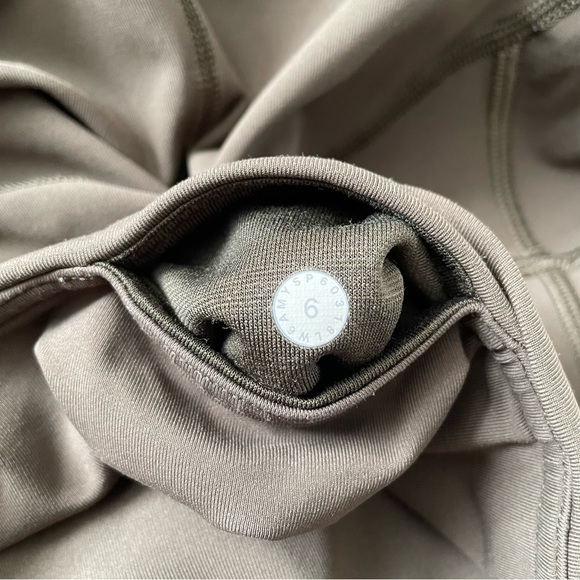 Lululemon All The Right Places Crop II *23" - Picture 4 of 7